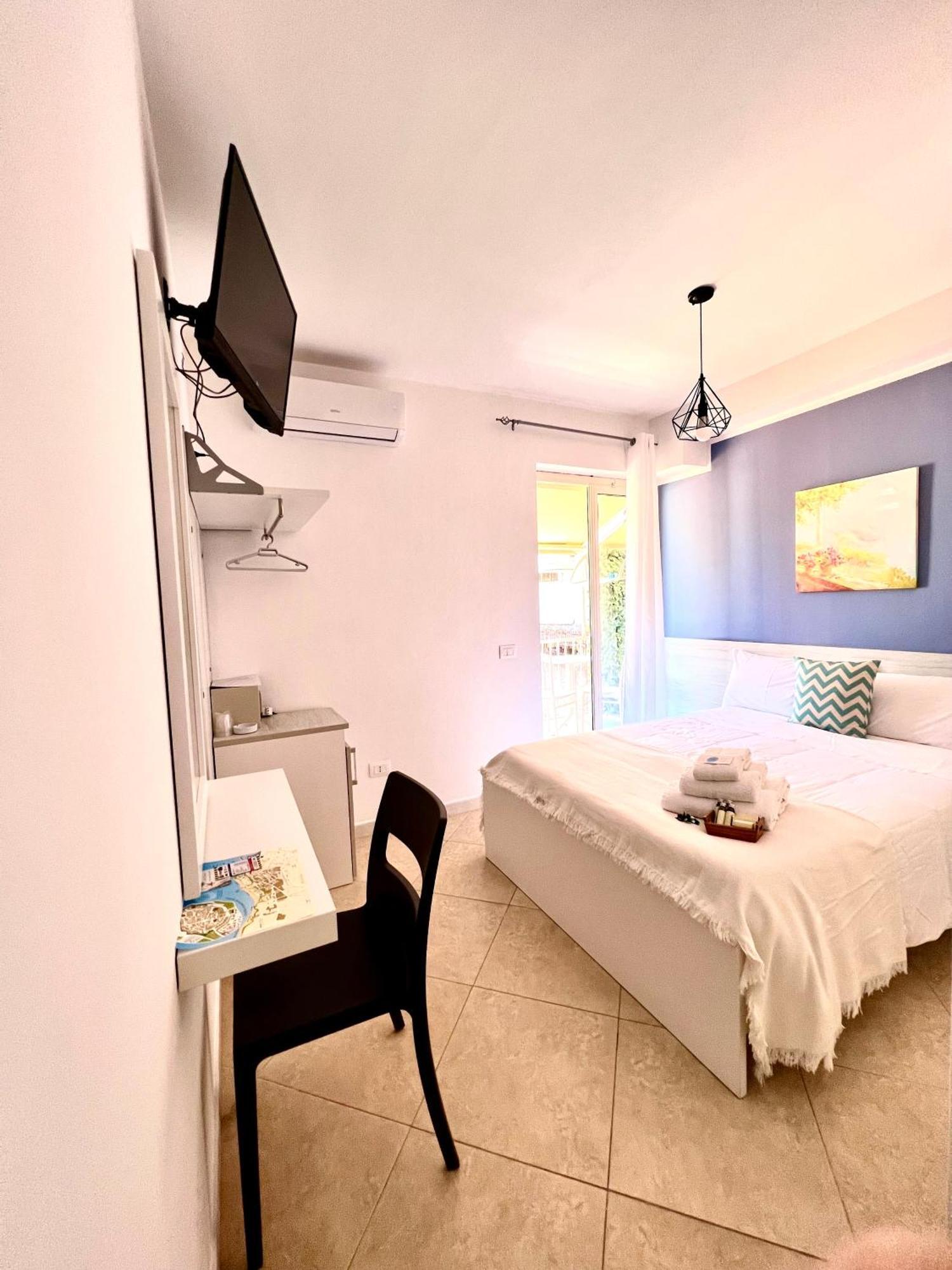 Bed and Breakfast Light Blue Tropea Exterior foto